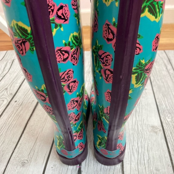 Betsey Johnson Rain Boots - Picture 4 of 12